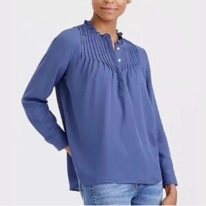 J. Crew Mercantile The Pintuck Pleated Blouse w Ruffle Detail✨